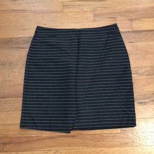 😀3 for $20😀 Loft outlet size 6p skirt